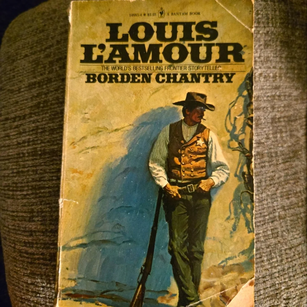 Louis L'Amour Borden Chantry Paperback Book